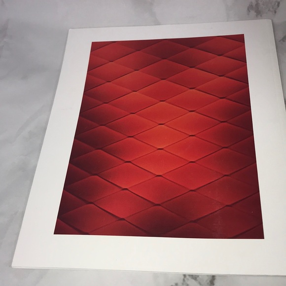 Louis Vuitton the book #5 holiday issue catalogue - Picture 3 of 3